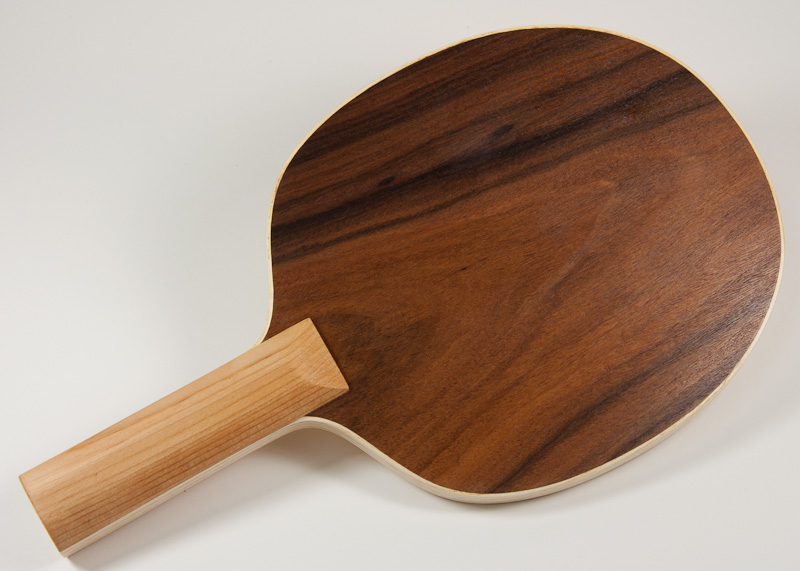 Blade: Bolivian Rosewood with Ash edge<p><br />Handle: Western Red Cedar